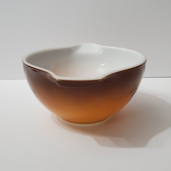 Pyrex Old Orchard Cinderella Mixing Bowl #441 1.5 Pint Brown Fruit Pattern - Picture 4 of 6